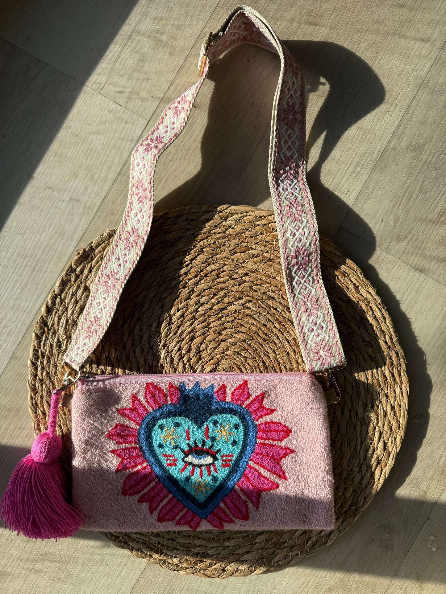 Handmade Clutch crossbody Wayuu embroidered handbag strap removable