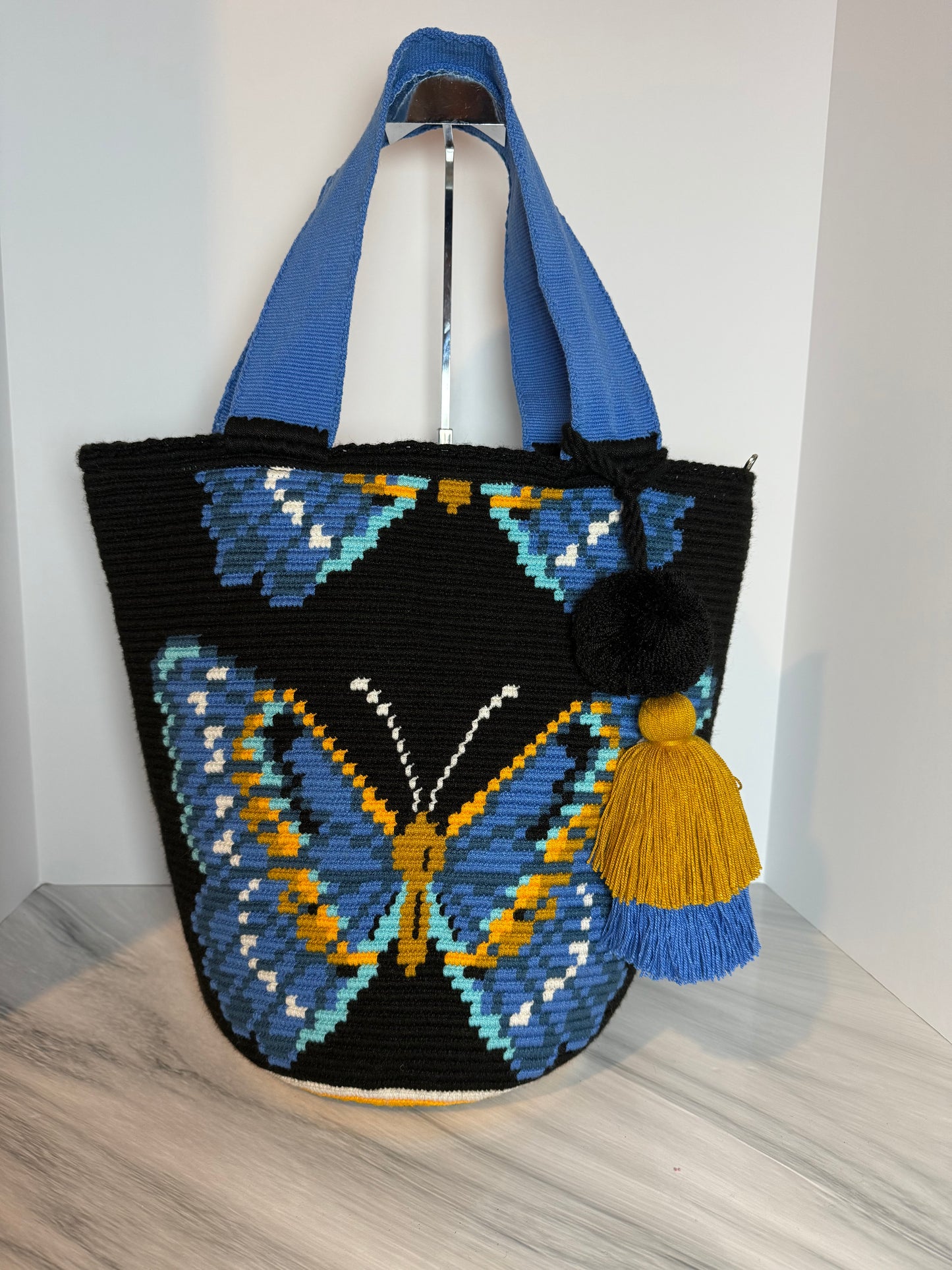 Wayuu XL Butterfly Handwoven Tote Bag Inner lining, sliding and ornament (pompom)