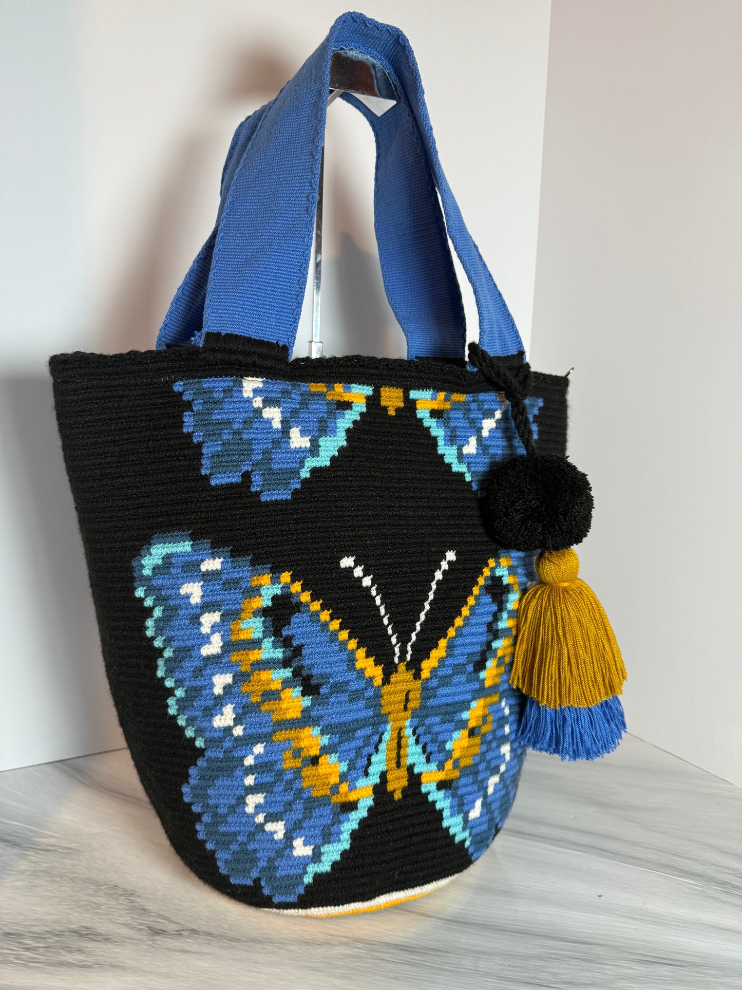 Wayuu XL Butterfly Handwoven Tote Bag Inner lining, sliding and ornament (pompom)