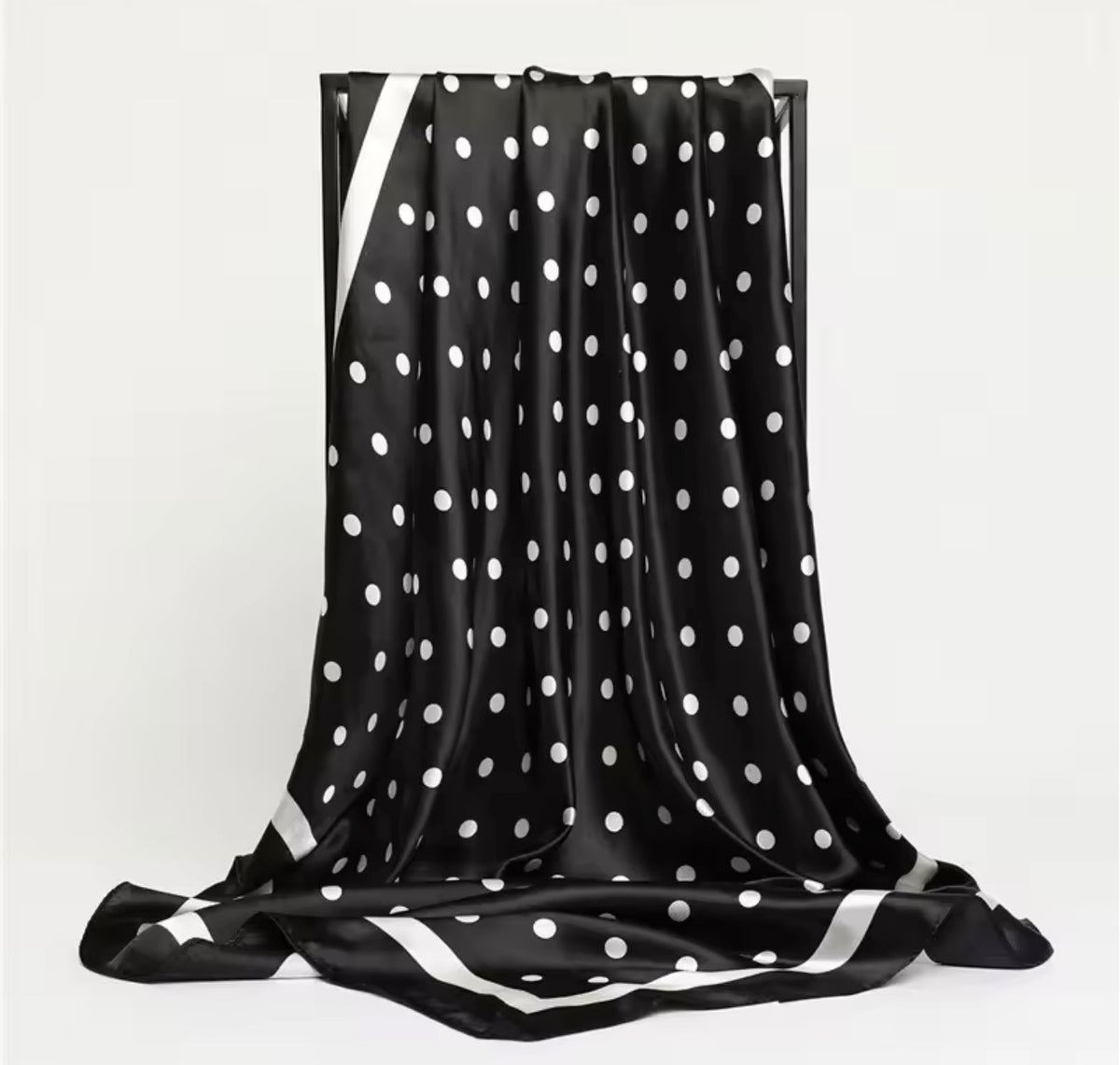 Women’s Multi-Use Printed Bandanas & Head Scarves Stylish Hair Accessories with Vibrant Patterns