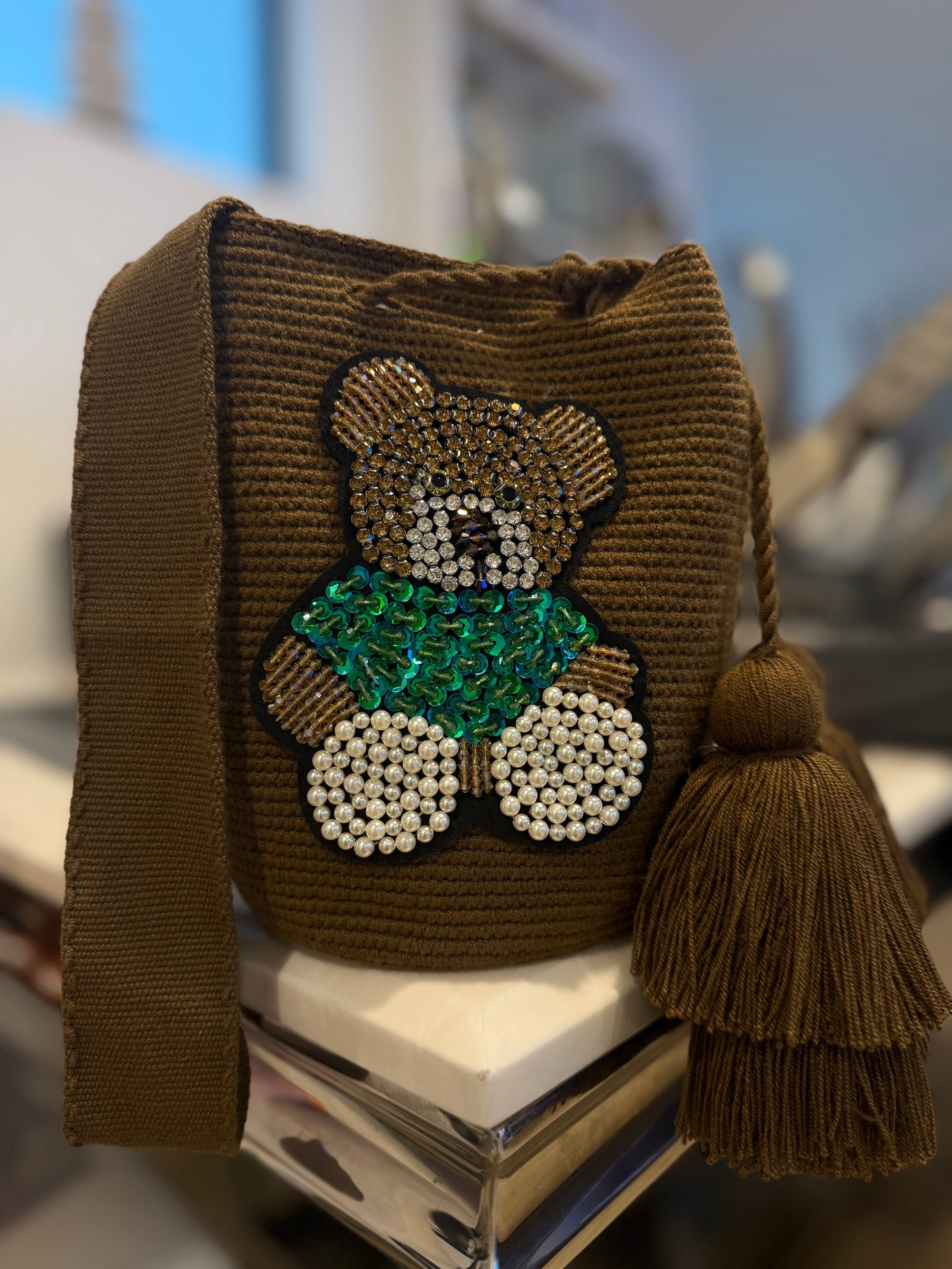 Handmade Wayuu M size crossbody bucket bag