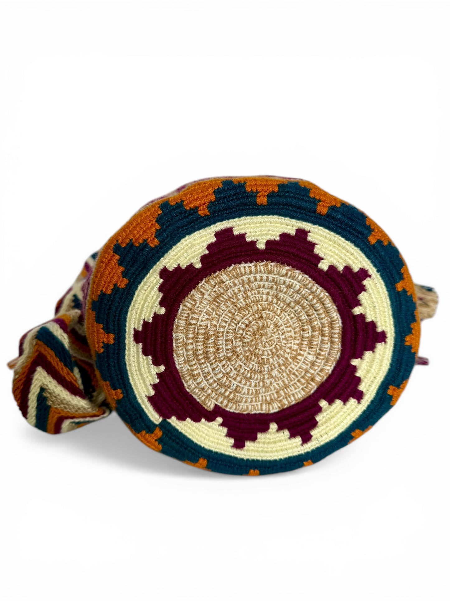 Handmade Wayuu bag medium and traditional design