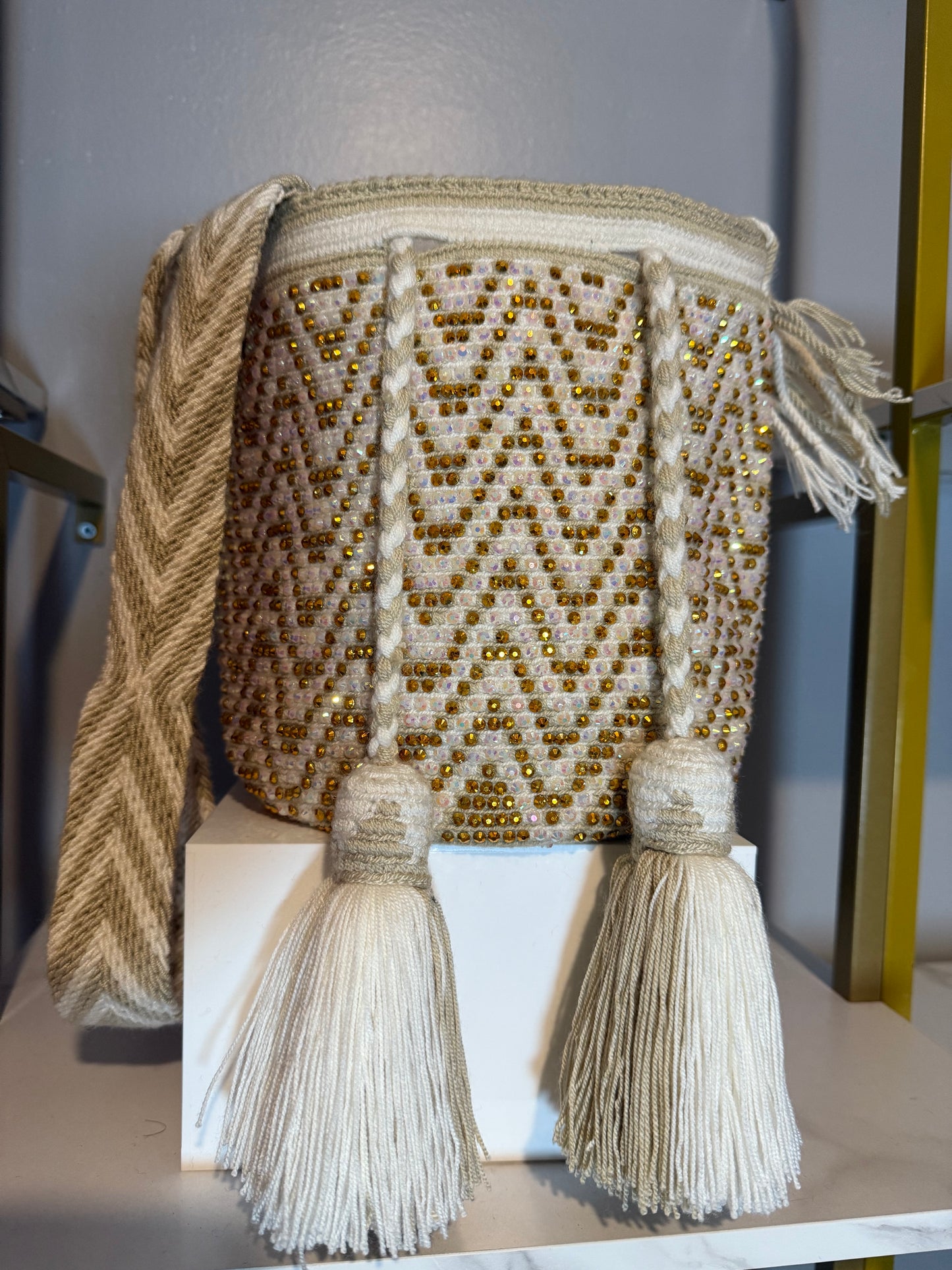 Medium Wayuu Bag Beige and White Handwoven Design