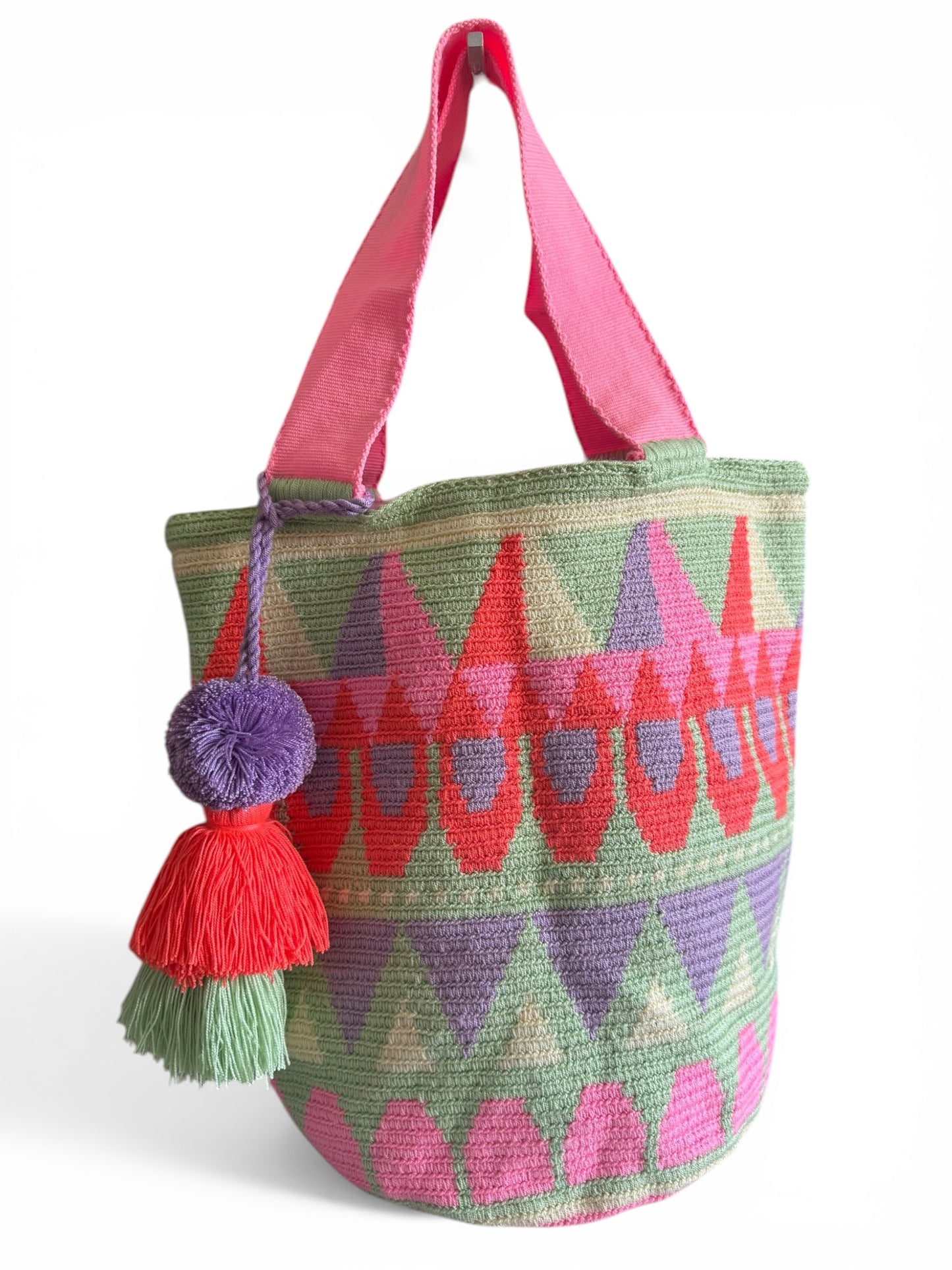Wayuu XL Handwoven Tote Bag Inner lining, sliding and ornament (pompom)