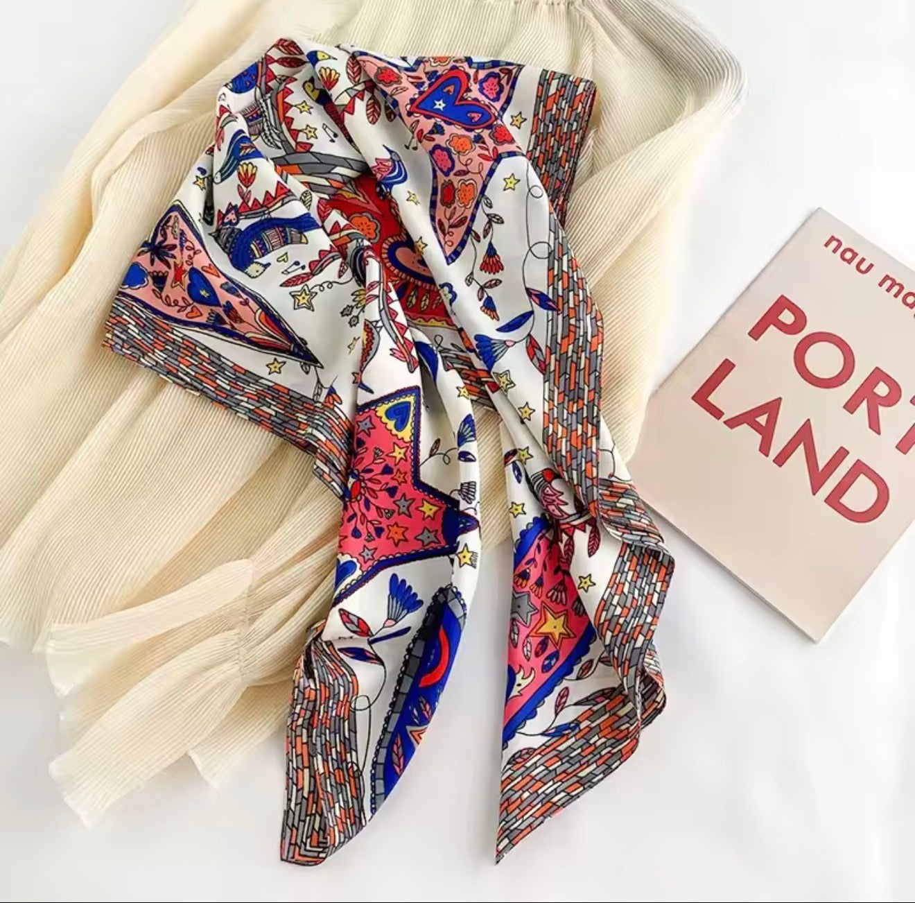 Women’s Multi-Use Printed Bandanas & Head Scarves Stylish Hair Accessories with Vibrant Patterns