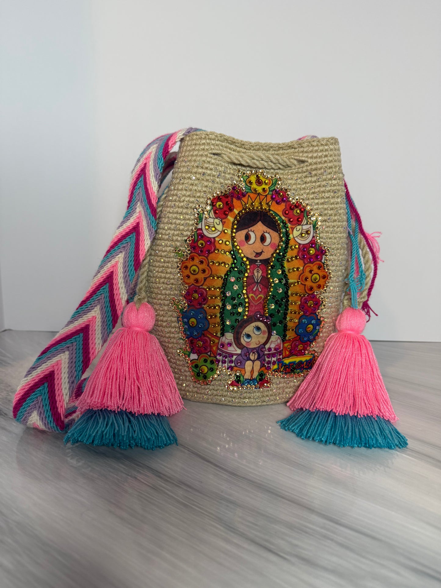 Wayuu Bag Virgin of Guadalupe Decorated Medium with colorful Details Handmade