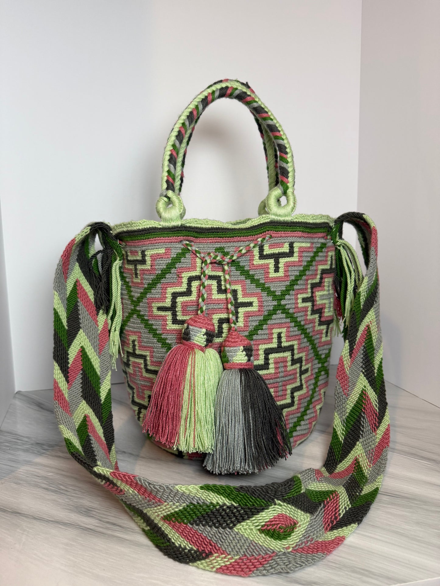 Handmade Wayuu Bag L Double-use with crossbody strap & braided handle