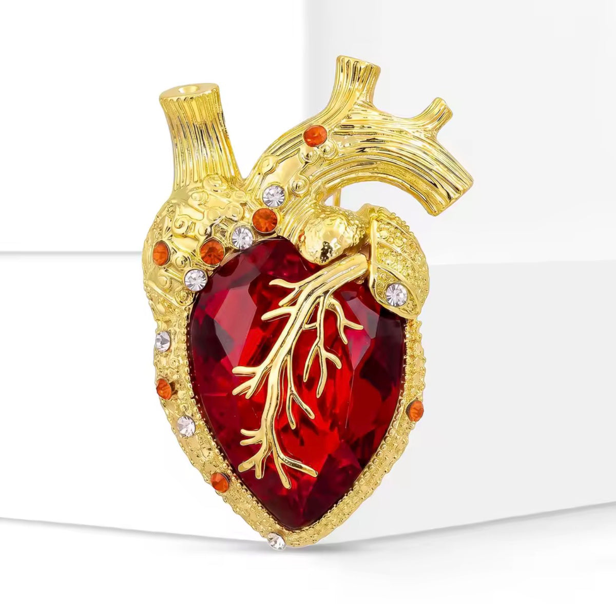 Crystal Brooches for Women – Elegant Statement Jewelry Pins