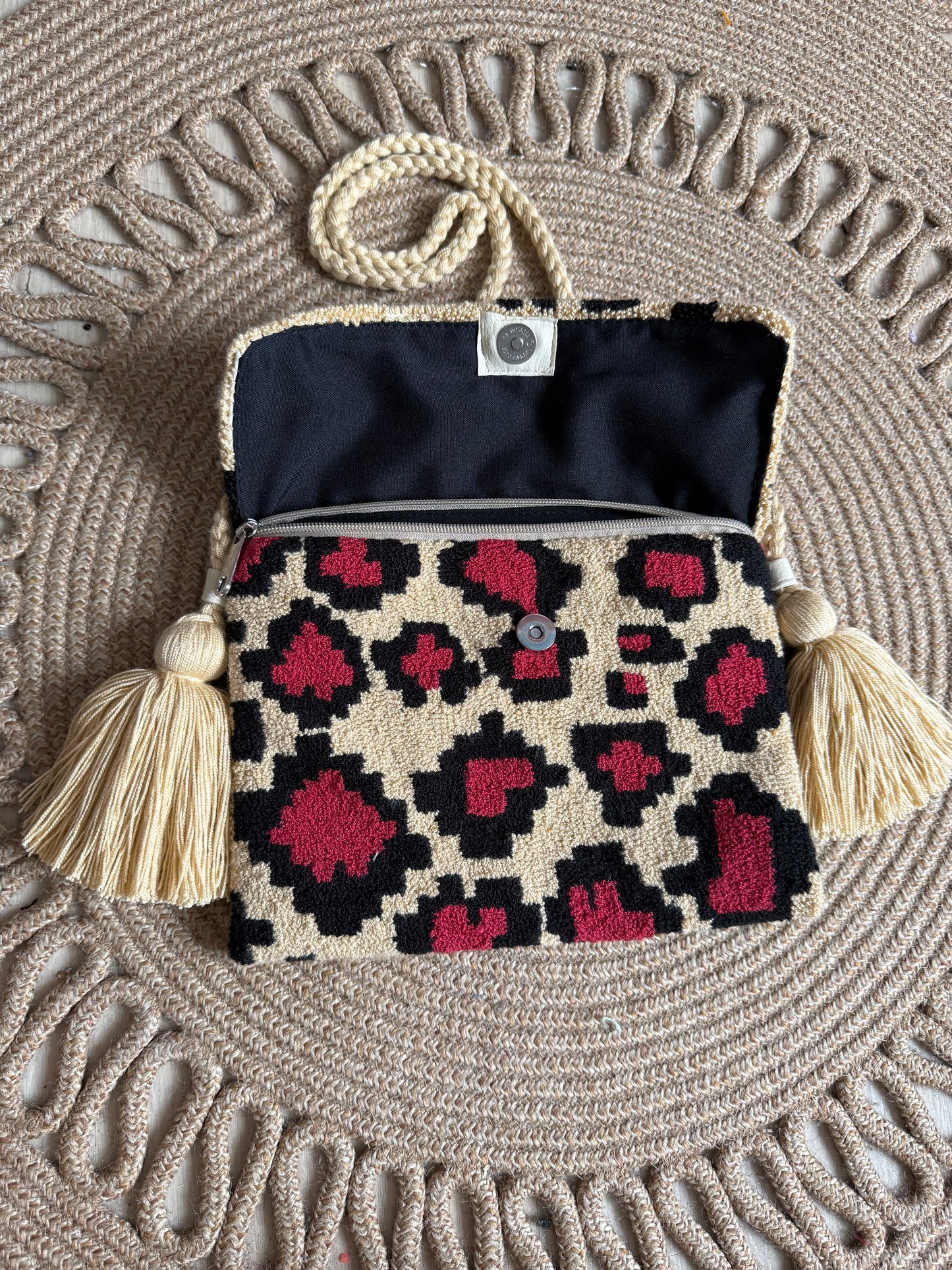 Handmade Crossbody Wayuu Upholstery Handbag With upholstered