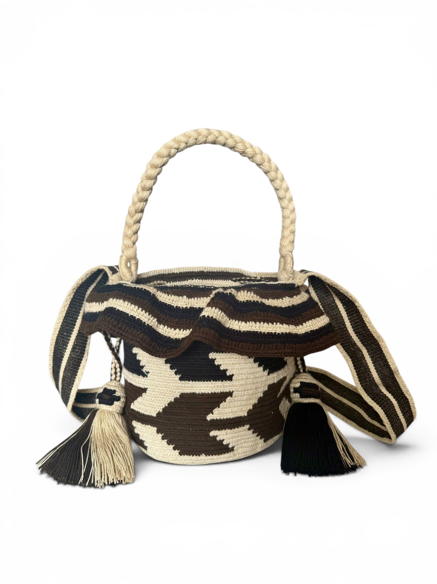 Handmade Wayuu bag medium double strap and traditional design