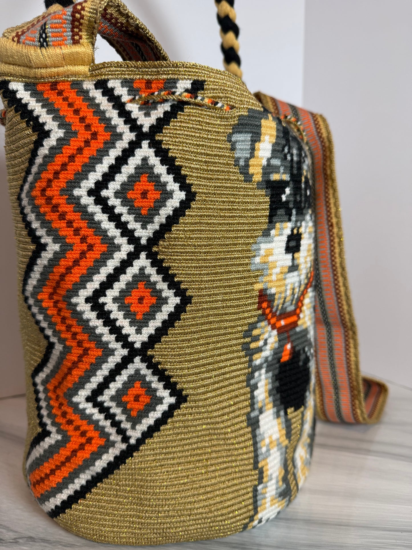 One string Handmade Wayuu special Bag L crossbody strap short and large & braided handle