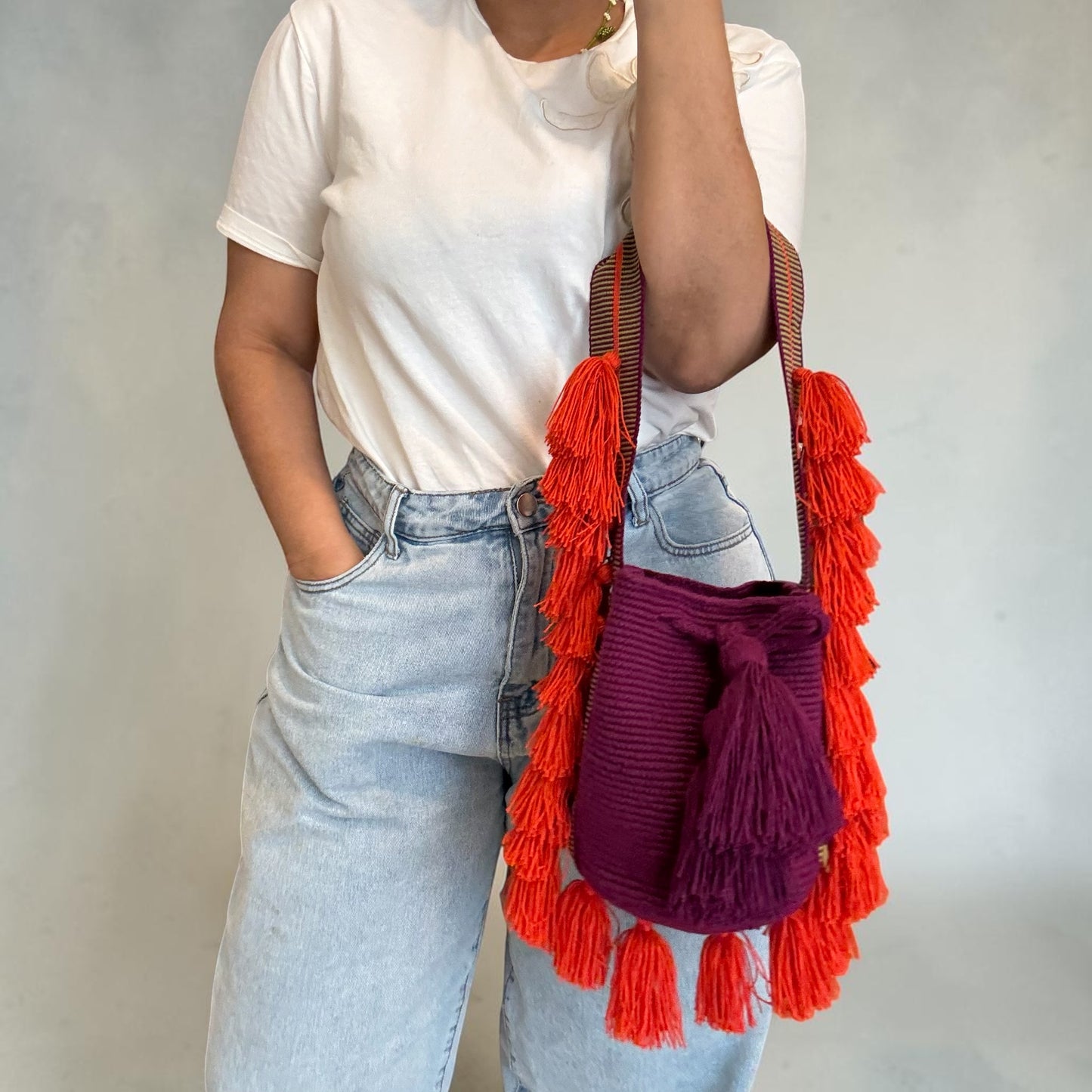 Wayuu Bucket hand Bag strap fringe