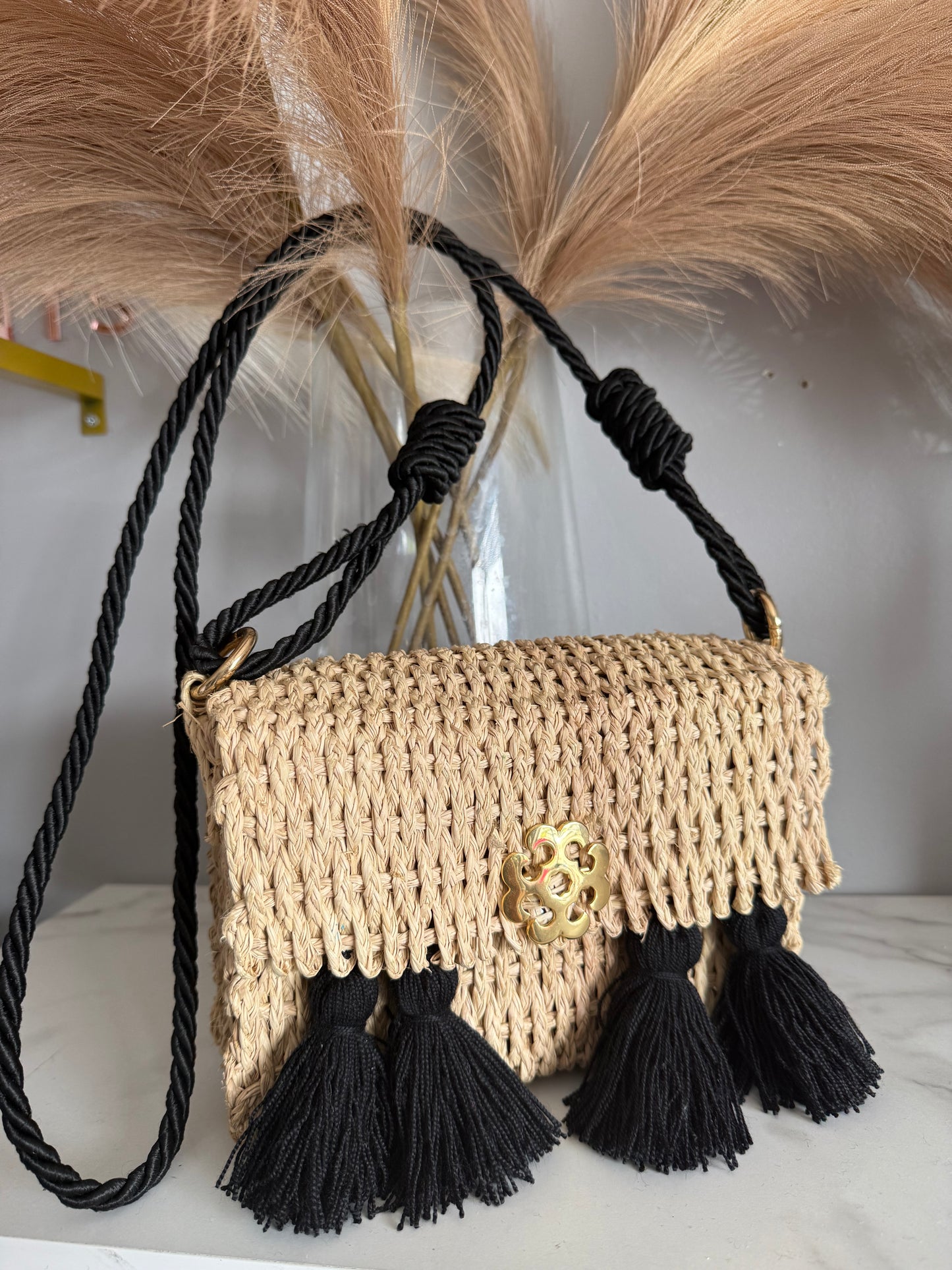 Iraca Palm crossbody Bag – Handmade, Lightweight & Exclusive Zafira Complements