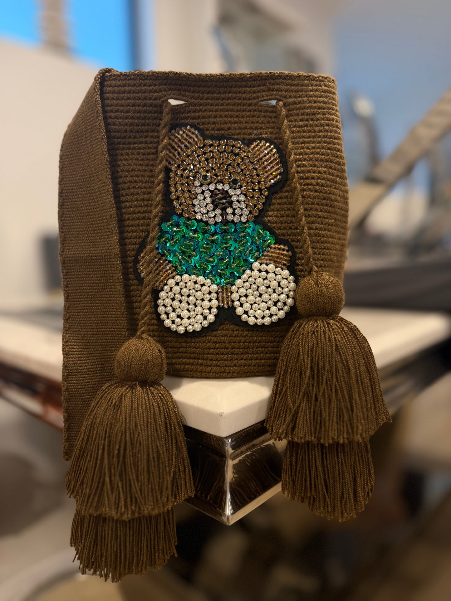 Handmade Wayuu M size crossbody bucket bag