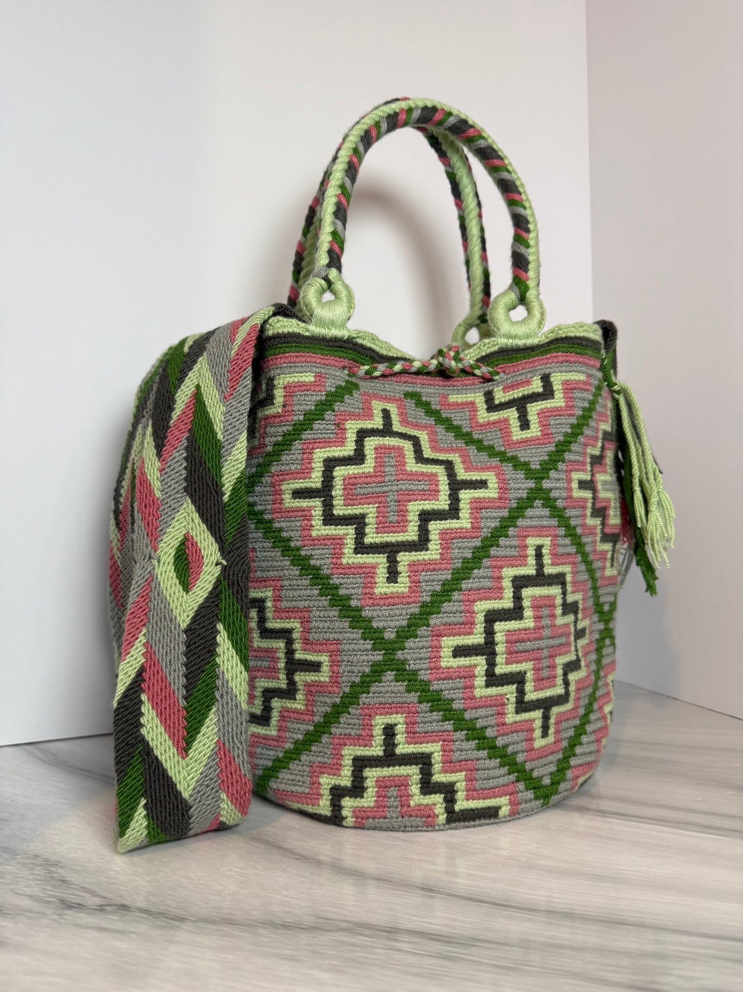 Handmade Wayuu Bag L Double-use with crossbody strap & braided handle