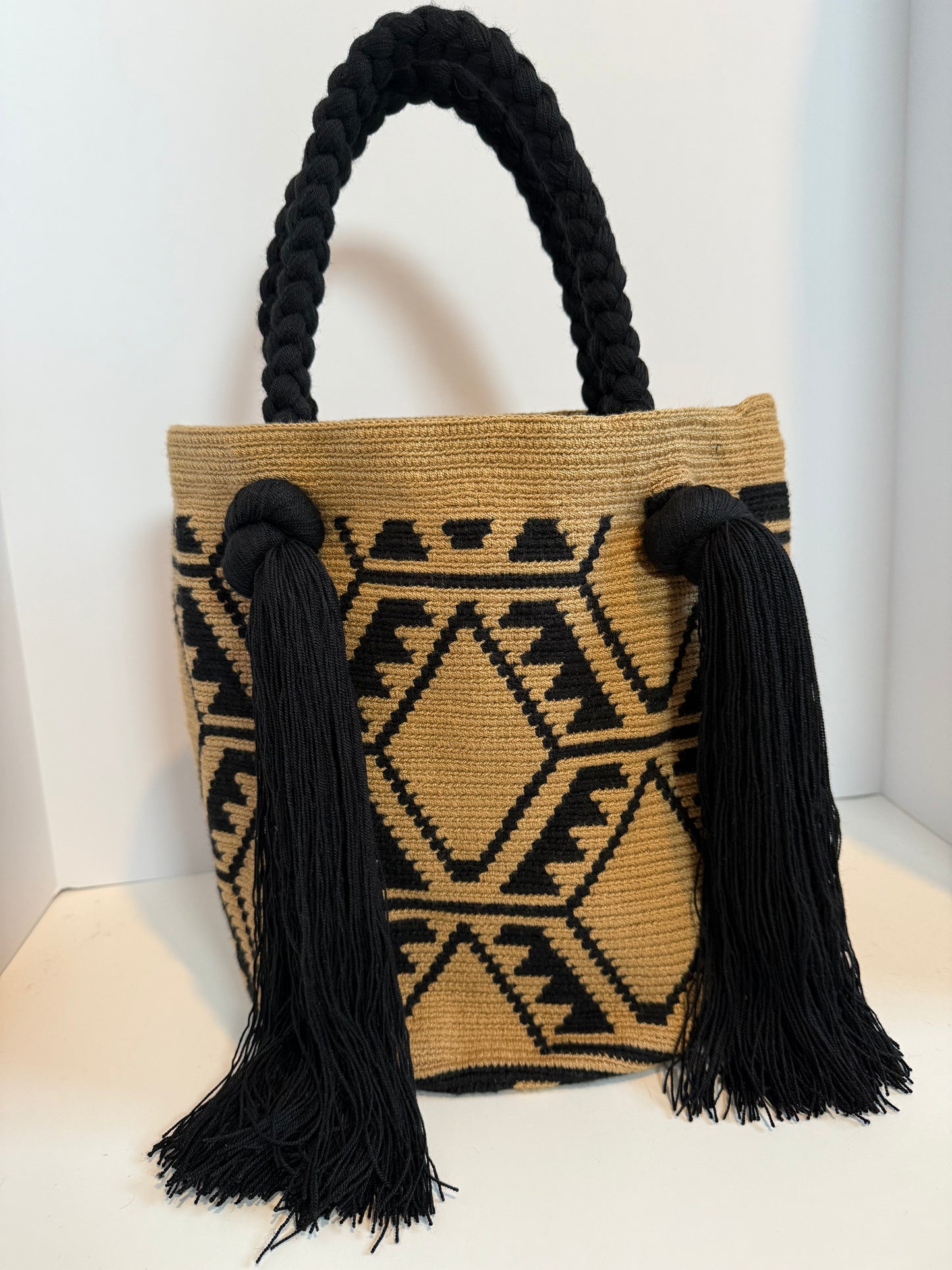 Tote shoulder Bag Wayuu Lining and sliding black and beige