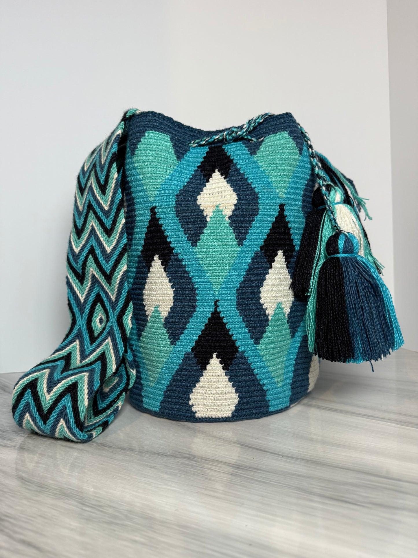 Wayuu Bag L Butterflies beige special design Unique Handmade Artisan Bag