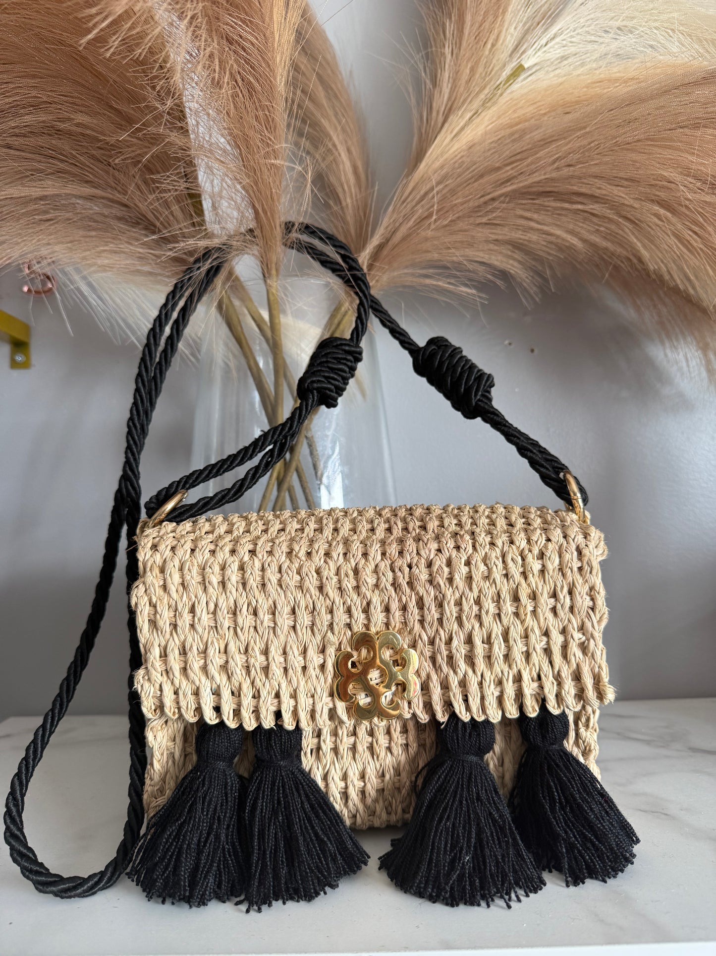 Iraca Palm crossbody Bag – Handmade, Lightweight & Exclusive Zafira Complements