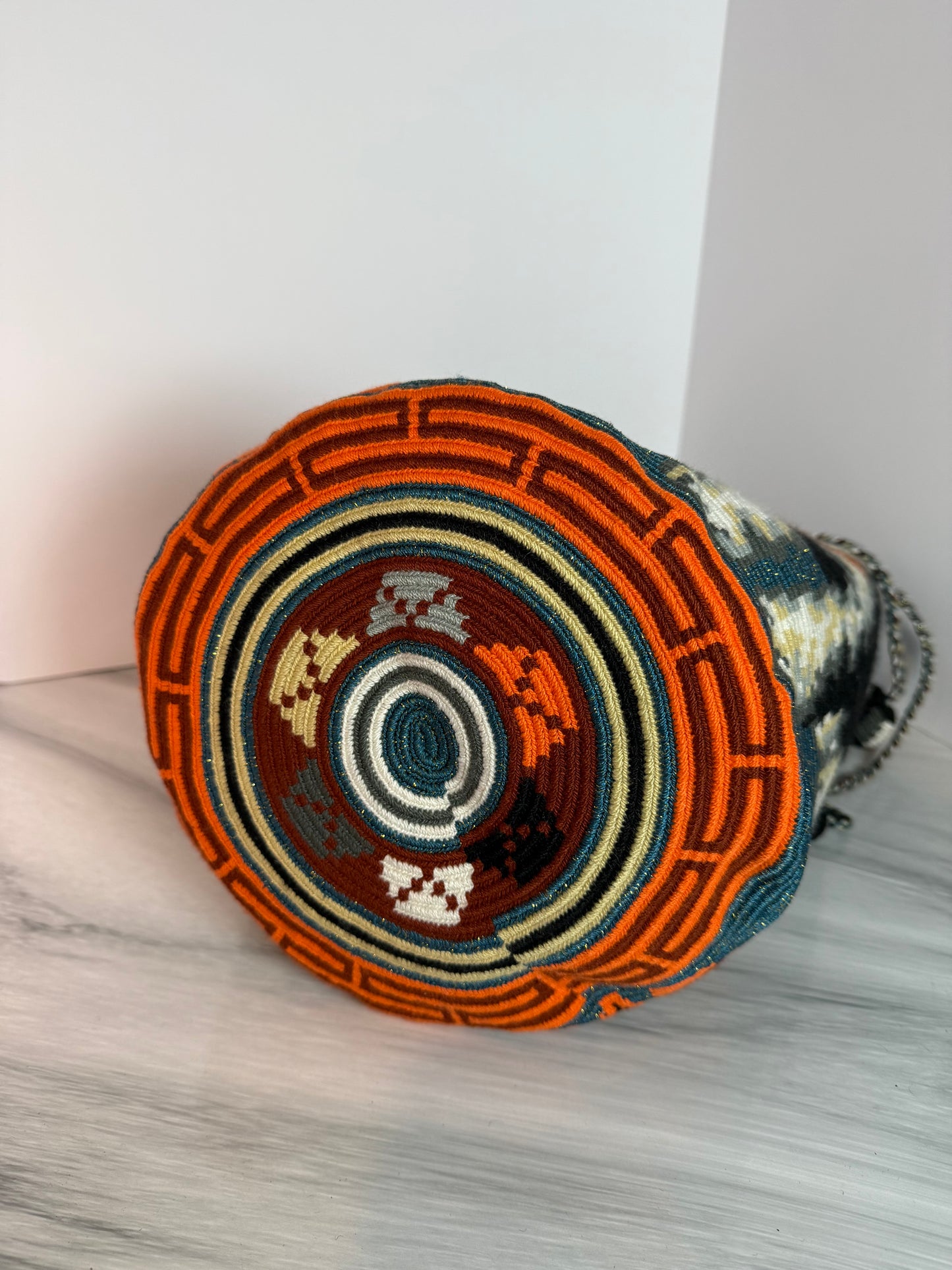 One string Handmade Wayuu special Bag L crossbody strap short and large & braided handle