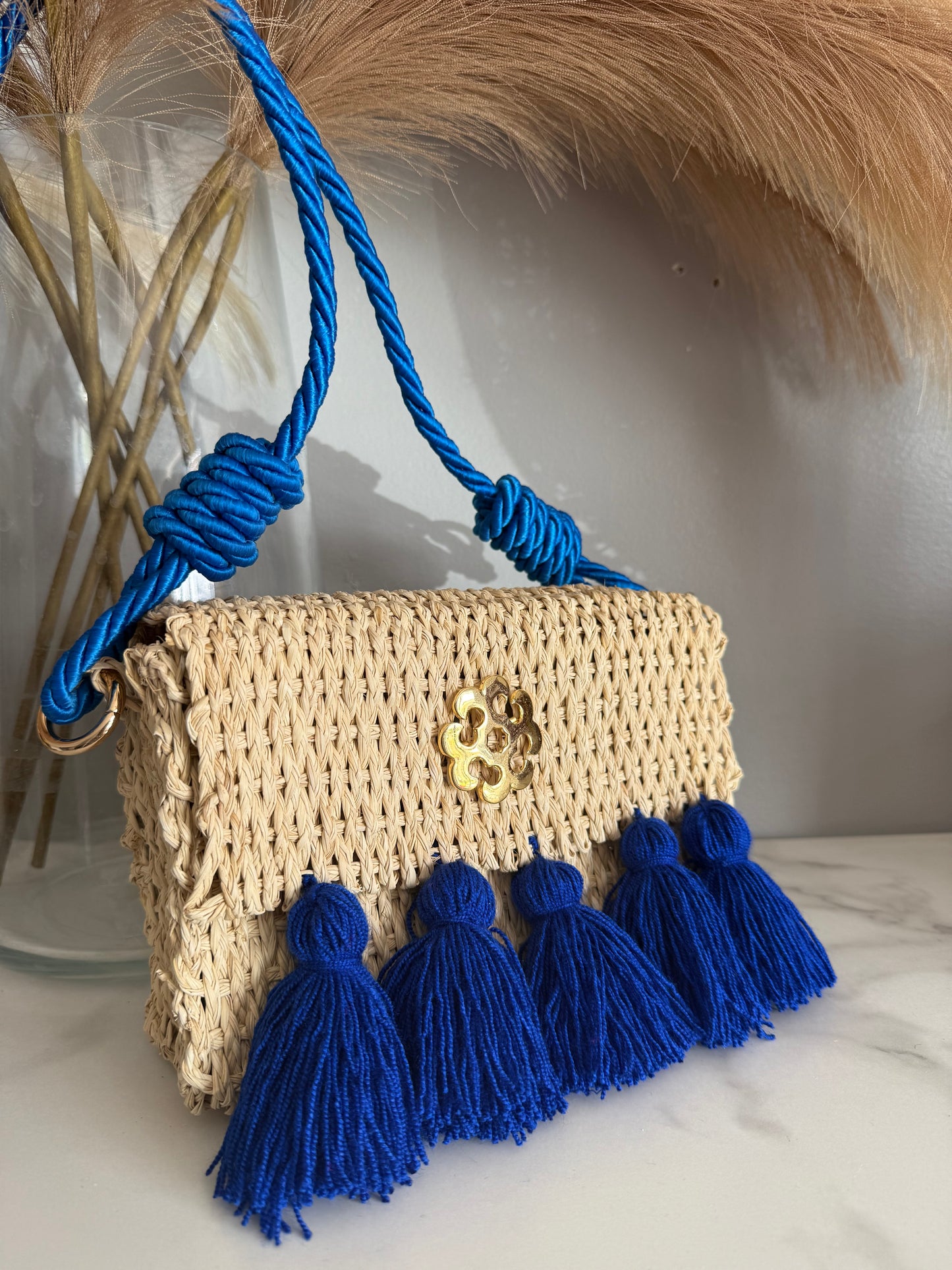 Iraca Palm crossbody Bag – Handmade, Lightweight & Exclusive Zafira Complements