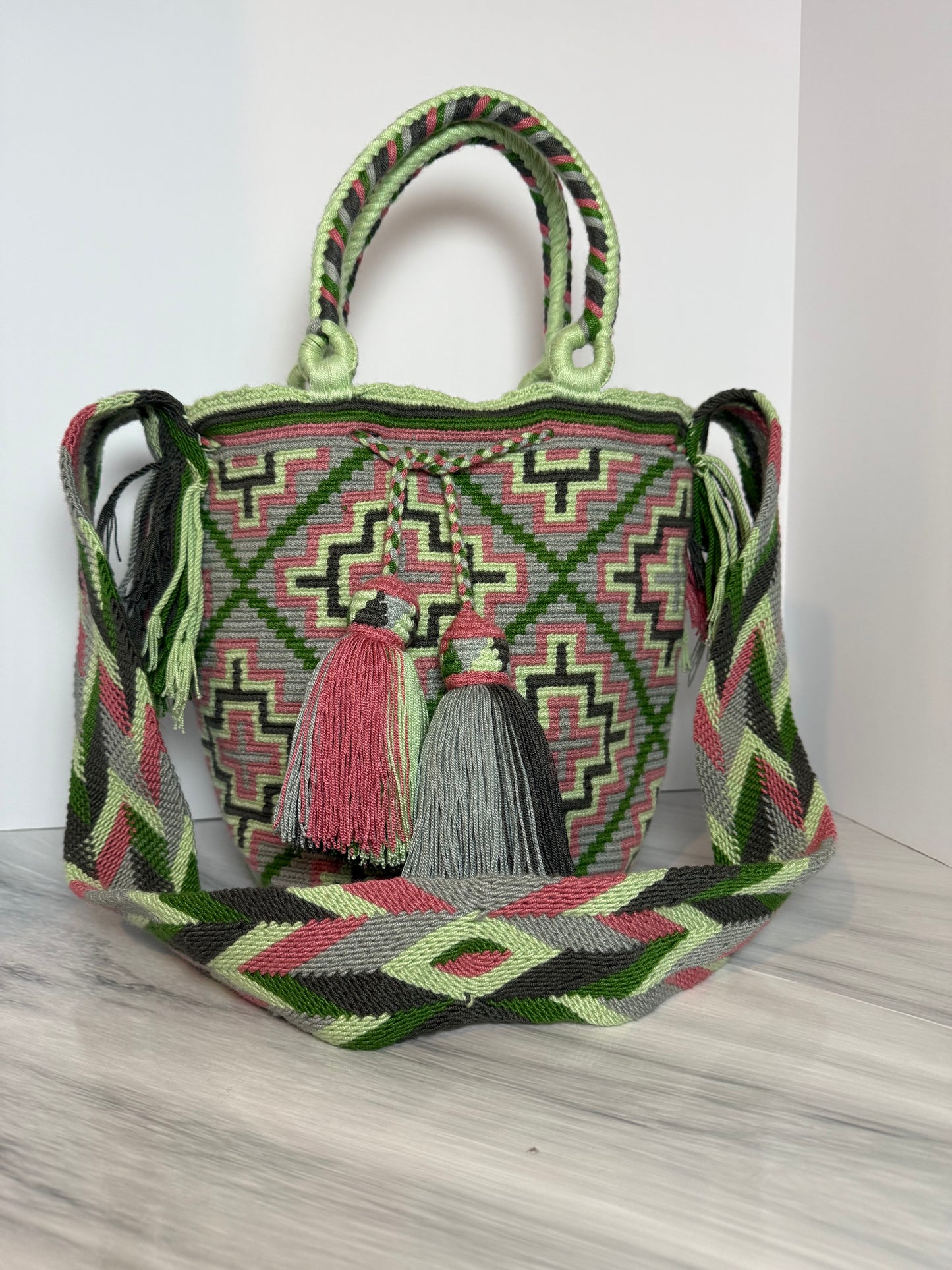 Handmade Wayuu Bag L Double-use with crossbody strap & braided handle