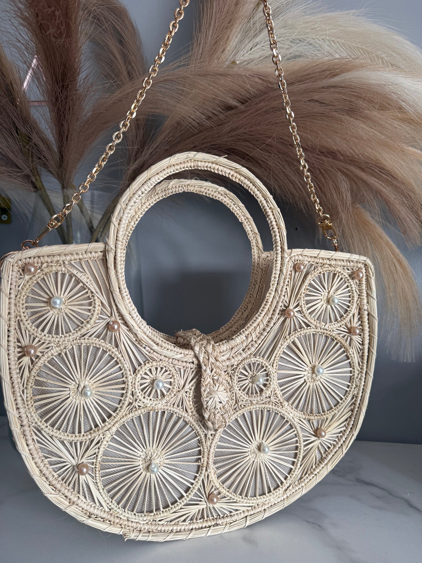 Iraca Palm hand Bag – Handmade, Lightweight & Exclusive Zafira Complements