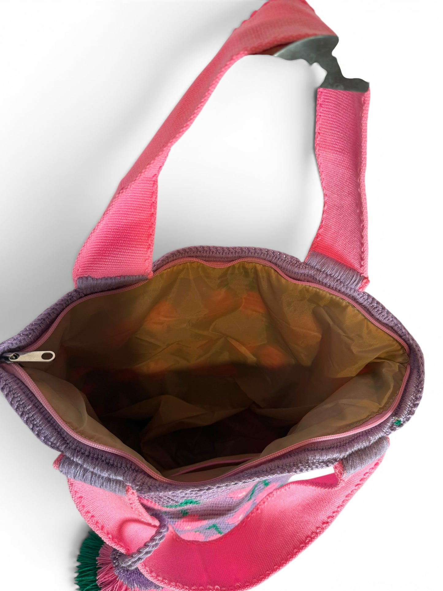 Wayuu XL Handwoven Cherry Tote Bag Inner lining, sliding and ornament (pompom
